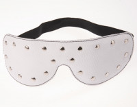 Маска на глаза кожаная с заклепками белая 3082-3