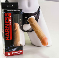 Страпон Харнес в подарочной упаковке из ПВХ 280503ru