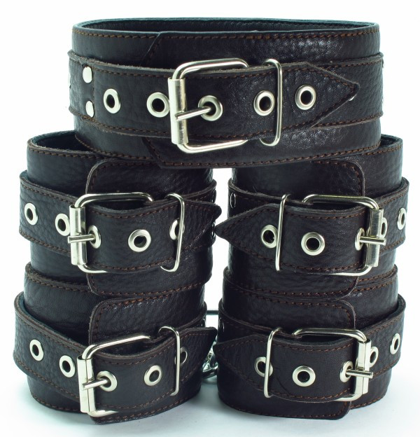 Набор БДСМ аксессуаров из коричневой кожи с мехом 53014ars