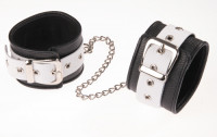 Оковы кожаные черные с белым широким ремешком, соединенные цепочкой длиной 35см 3072-13
