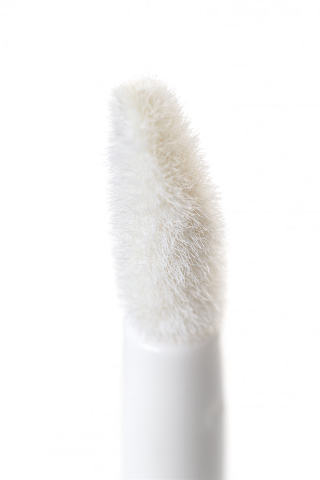 Возбуждающий блеск для губ «Snow queen» с охлаждающим эффектом, со вкусом банана, 5 мл